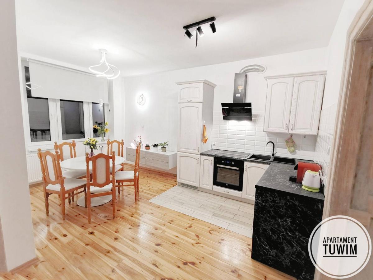 Apartament Tuwim Перемишль Екстер'єр фото